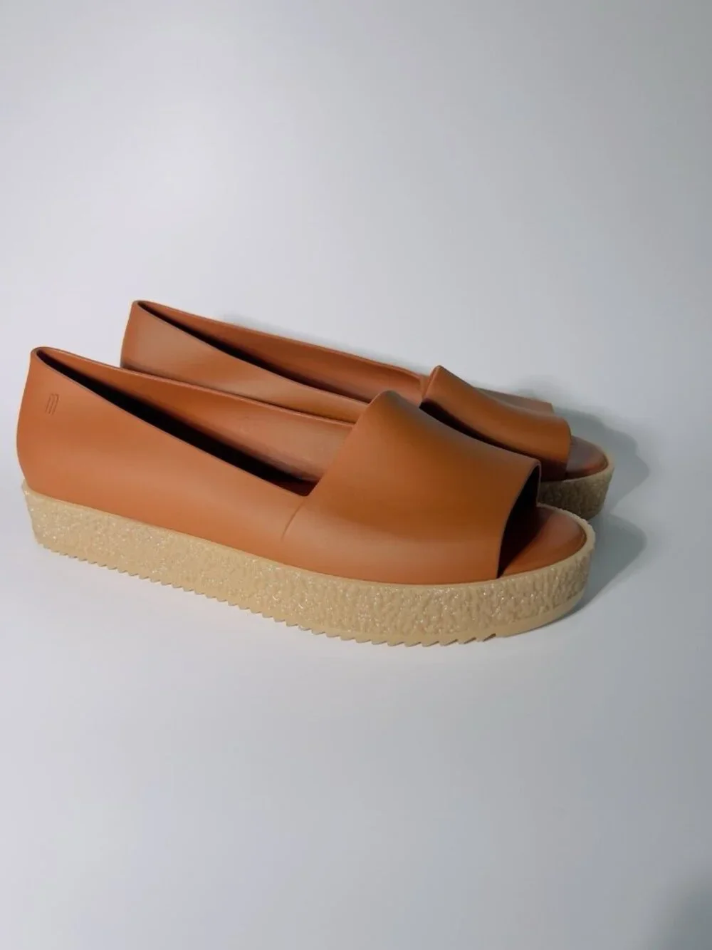 Melissa Puzzle Ad Platform Peep Toe Flats Caramel Women’s Size 8